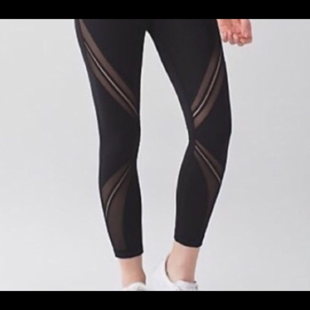 Lululemon High Times Meta Mesh, 6, Offers Welcome